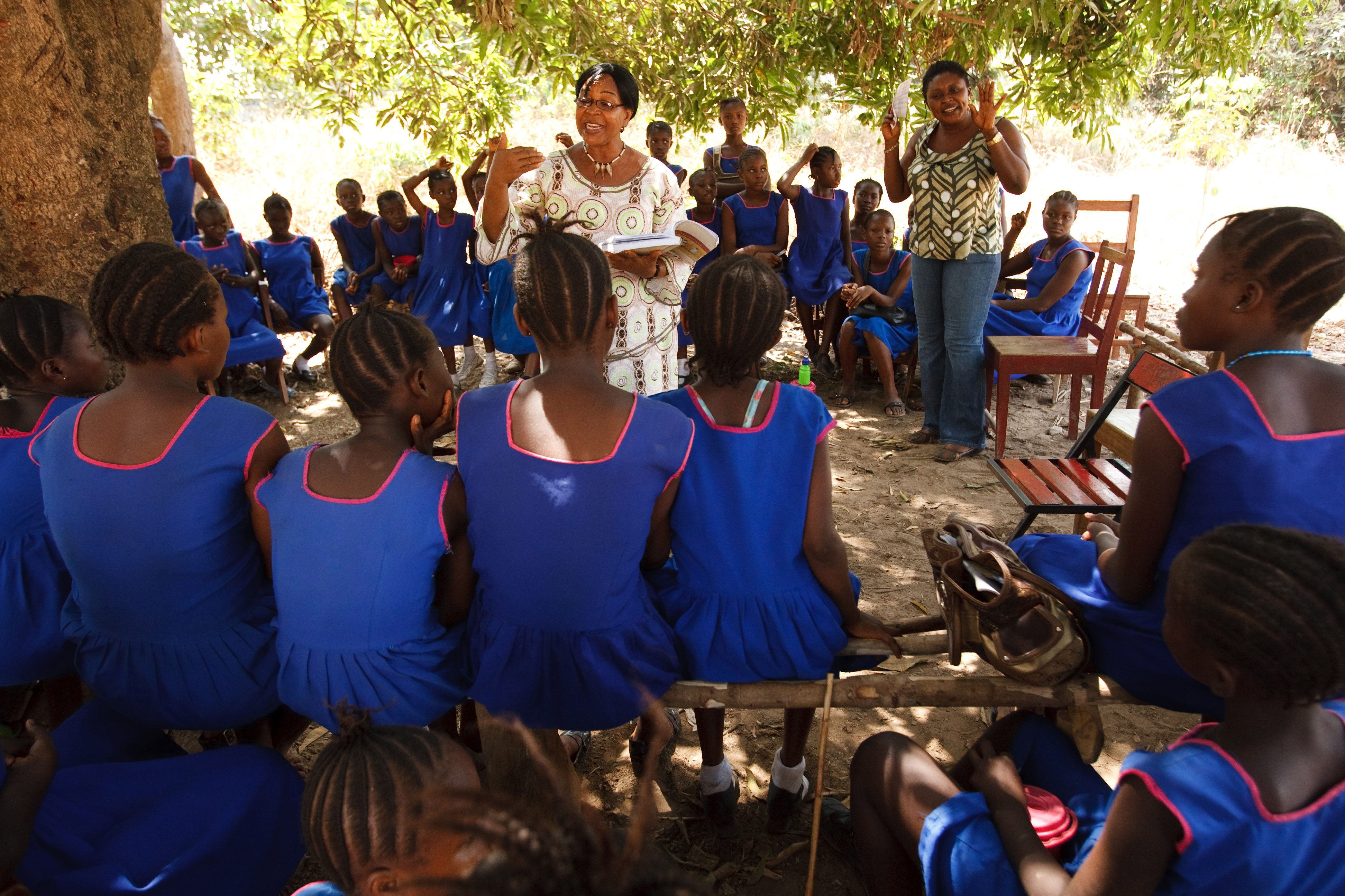 School girls in Sierra Leone engage in UNICEFs PBEA program.