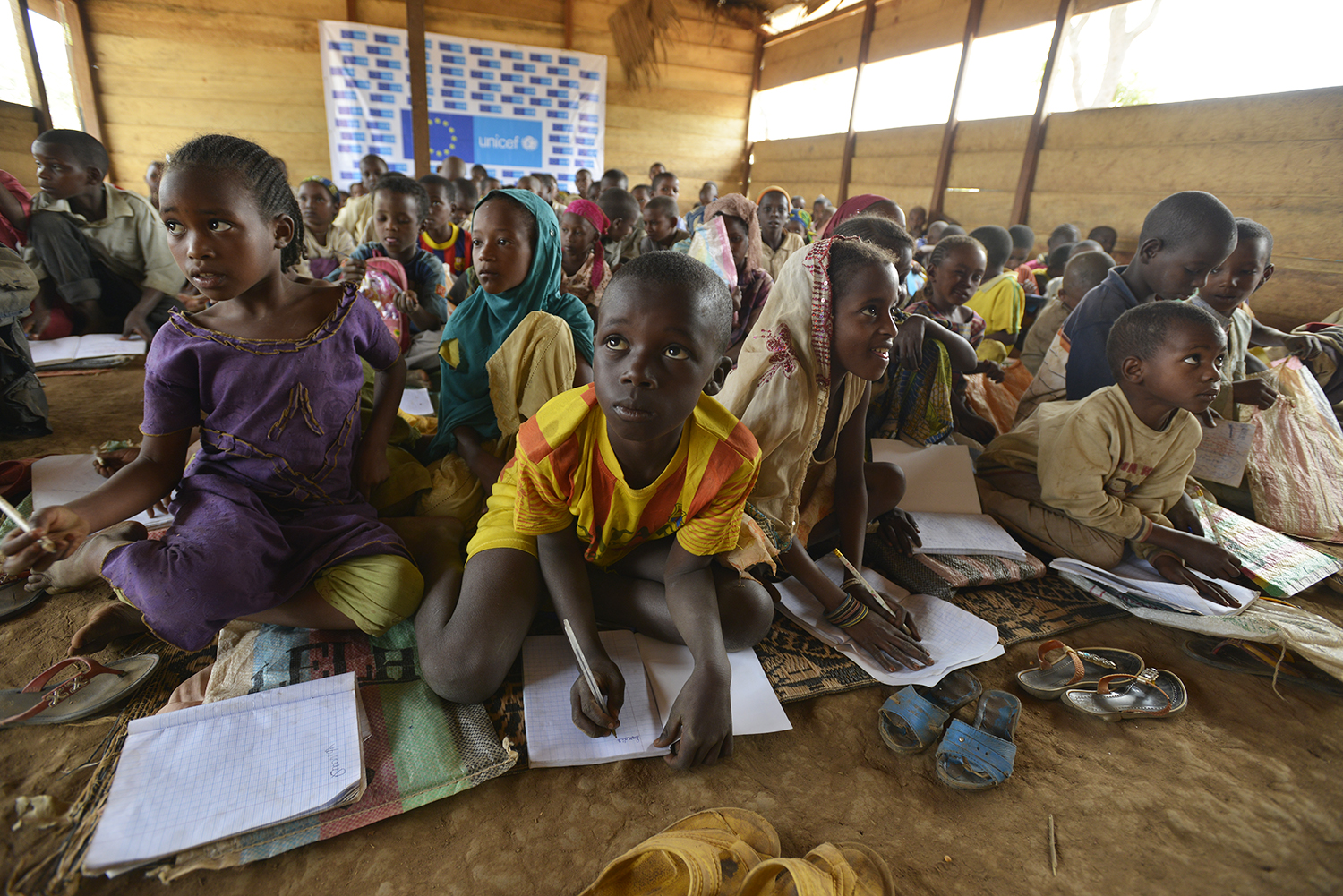 Nigerian school children engage in UNICEFs PBEA program. 